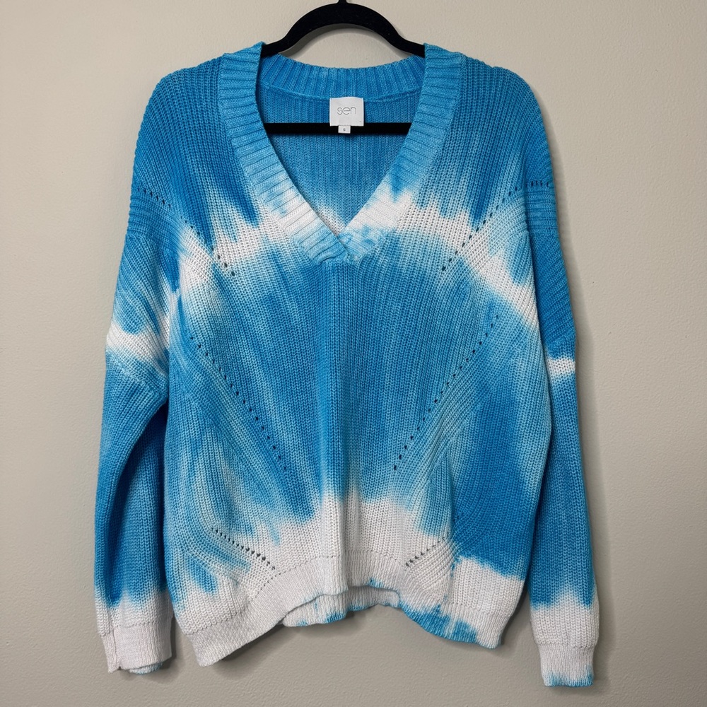 Sen Turquoise and White V-Neck Tie-Dye Sweater Small